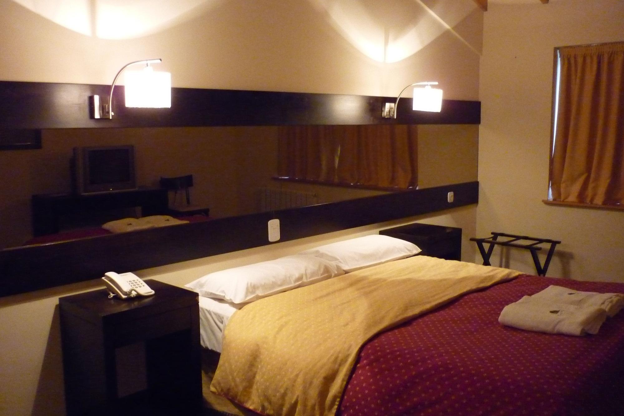 Marcopolo Suites Calafate El Calafate Esterno foto